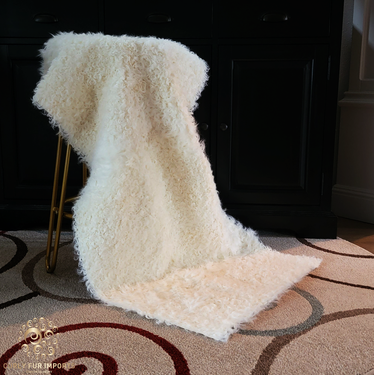 Kalgan Lamb Fur Plate — Natural White