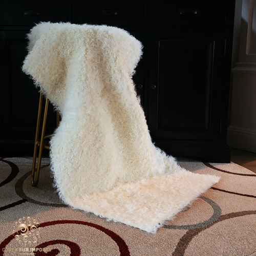 Kalgan Lamb Fur Plate — Natural White