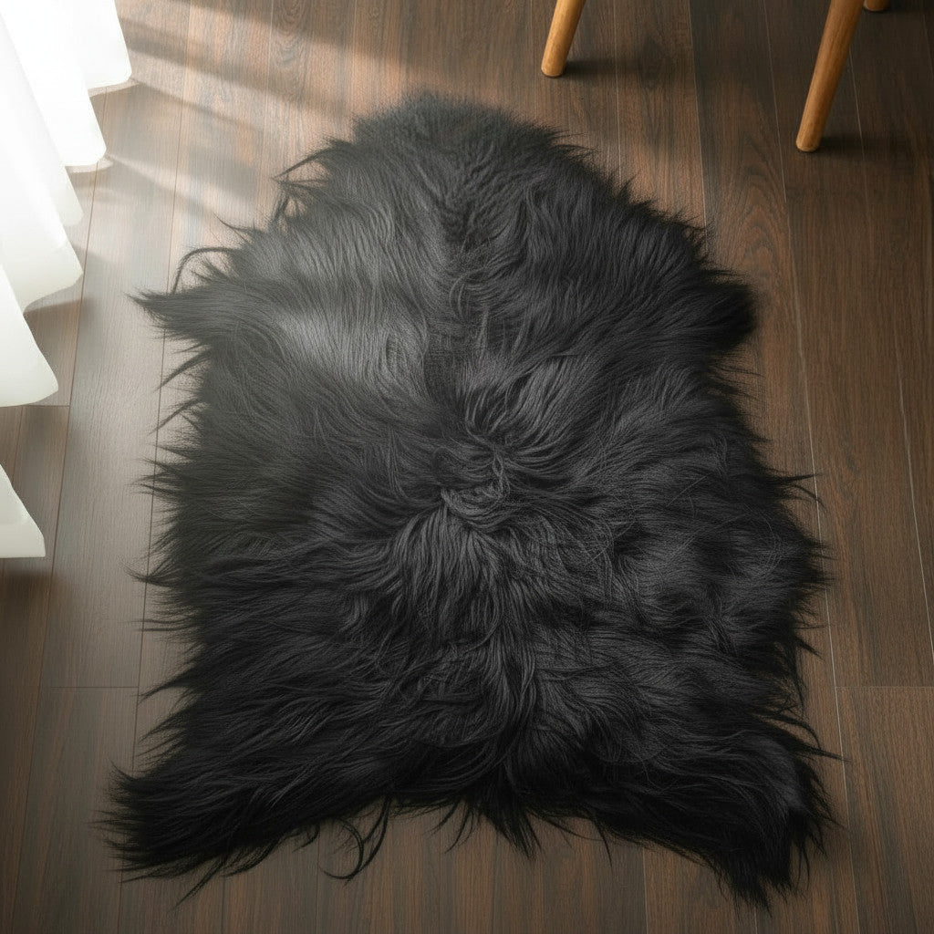 Long Straight Goat Pelt — Black