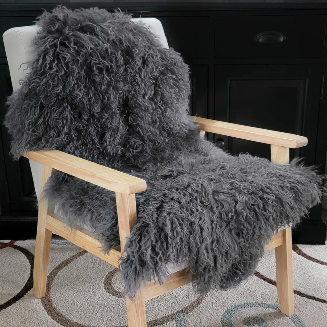 Tibetan Mongolian Lamb Fur Pelt Sheepskin — Charcoal