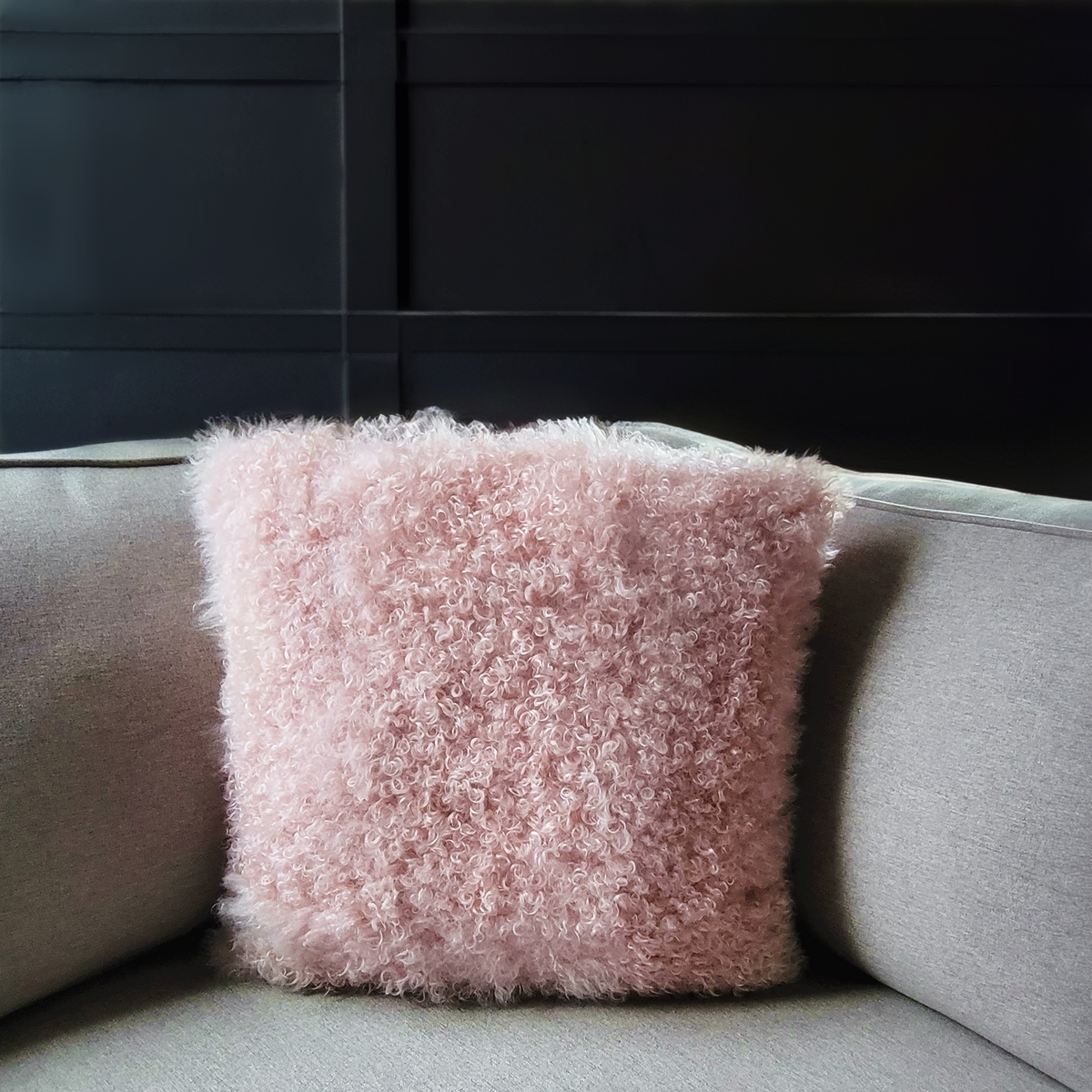 Kalgan lamb Fur Pillow 20" x 20" Double Sided — Pale Pink