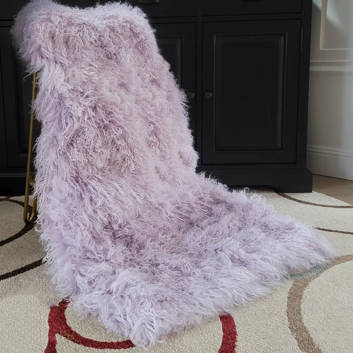 Mongolian/Tibetan Lamb Fur Sheepskin Plate – 2' × 4' - Lilac