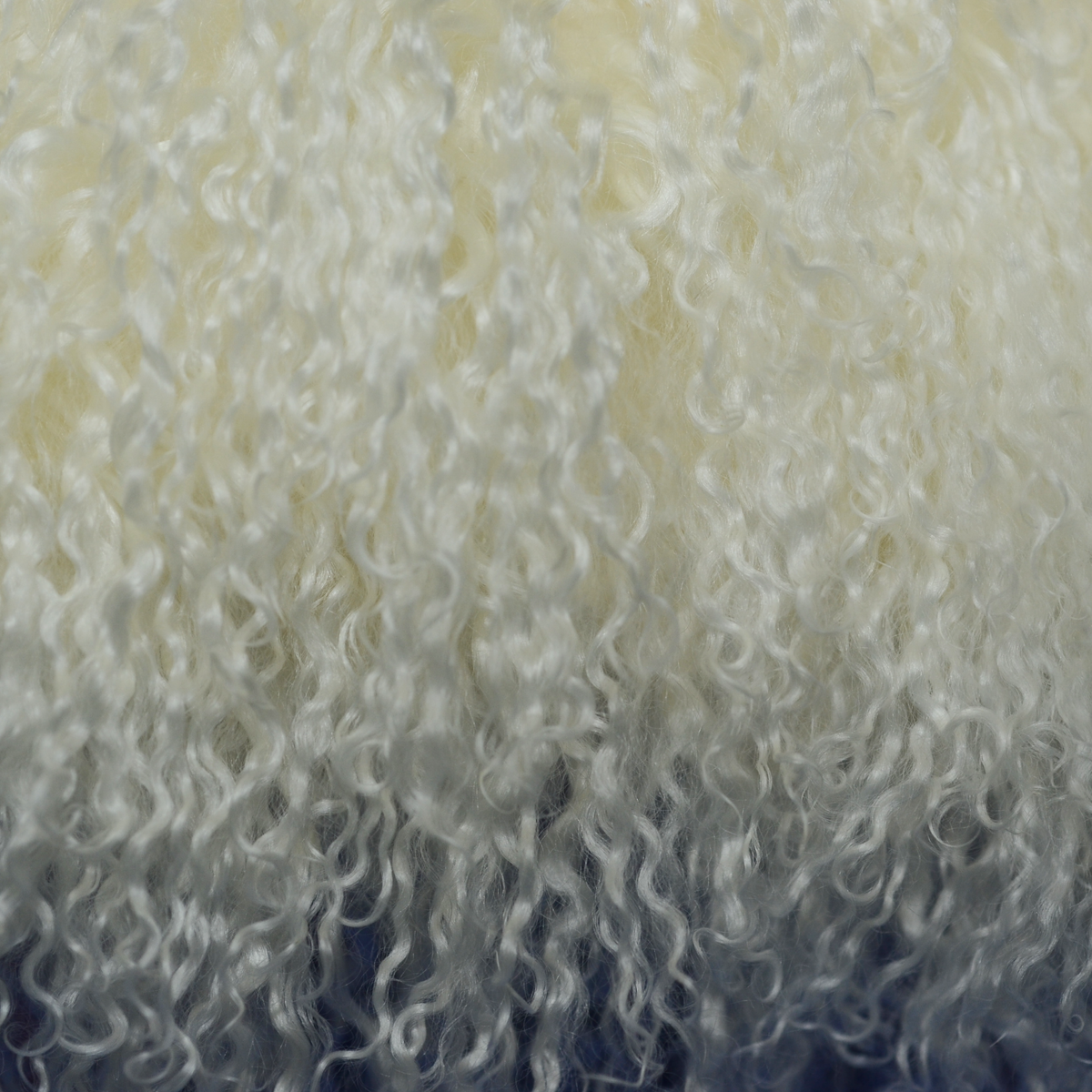 Natural white Mongolian/Tibetan Lamb Fur Sheepskin Plate - 2' × 2' - detail view
